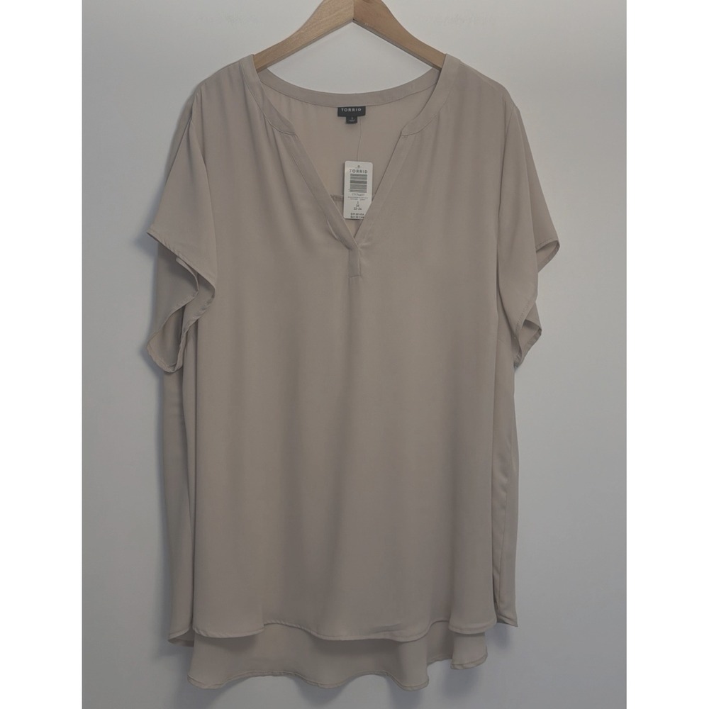 TORRID V-Neck Georgette Short Sleeve Blouse 3X Mushroom Taupe NWT Semi-Sheer Top